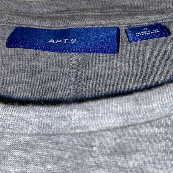 APT 9 Sleeveless Tank Top Embellished with Sequins in a Colorful Pineapple SZ SM - Picture 4 of 6